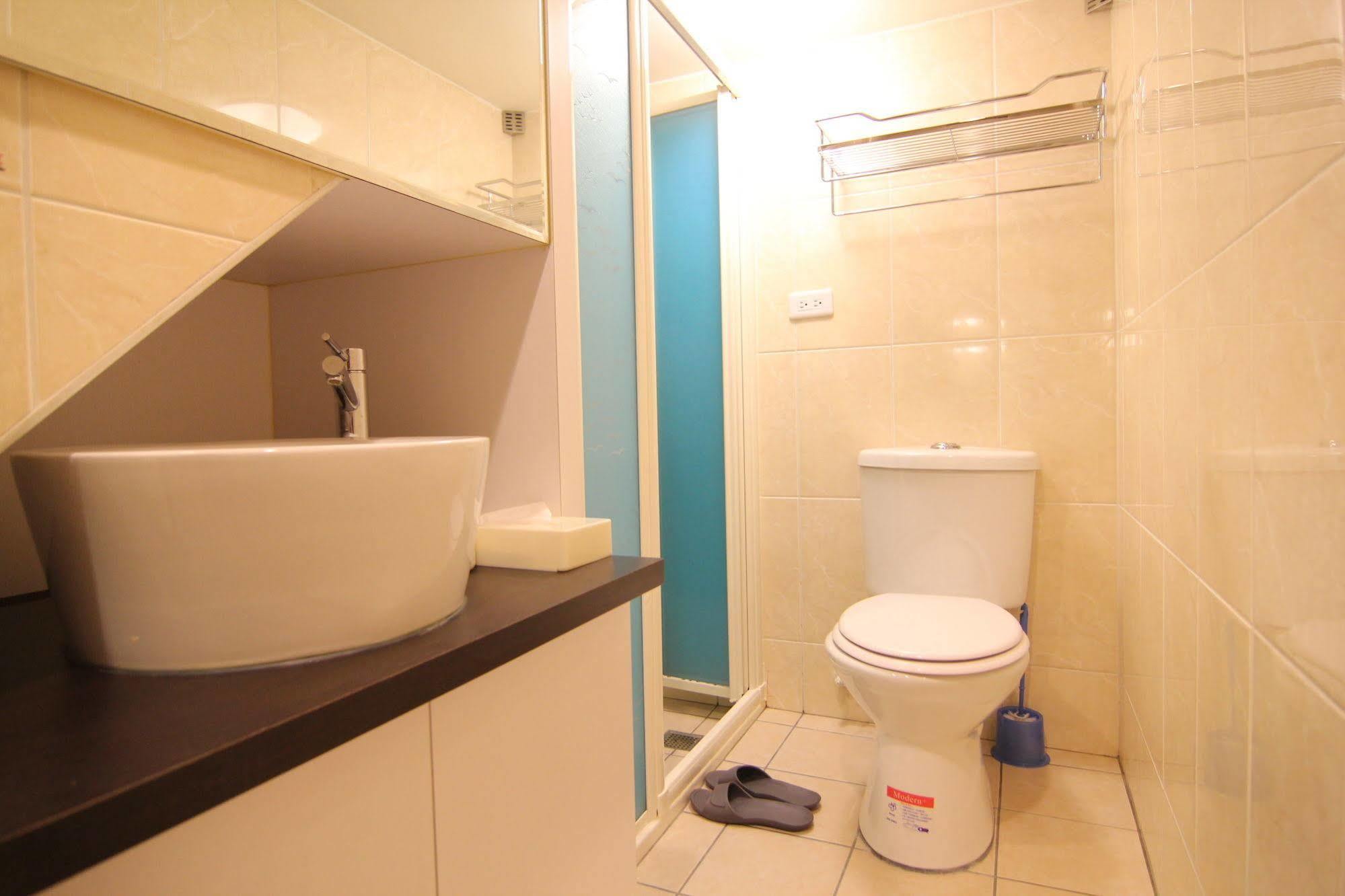 Mei Hsiao Yuen Hostel Тайчжун Экстерьер фото